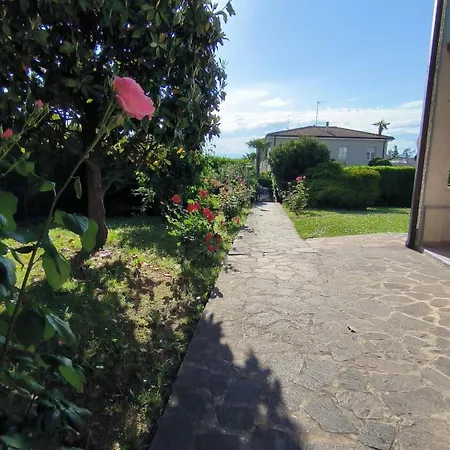 Apartamento Casa Viale Delle Rose